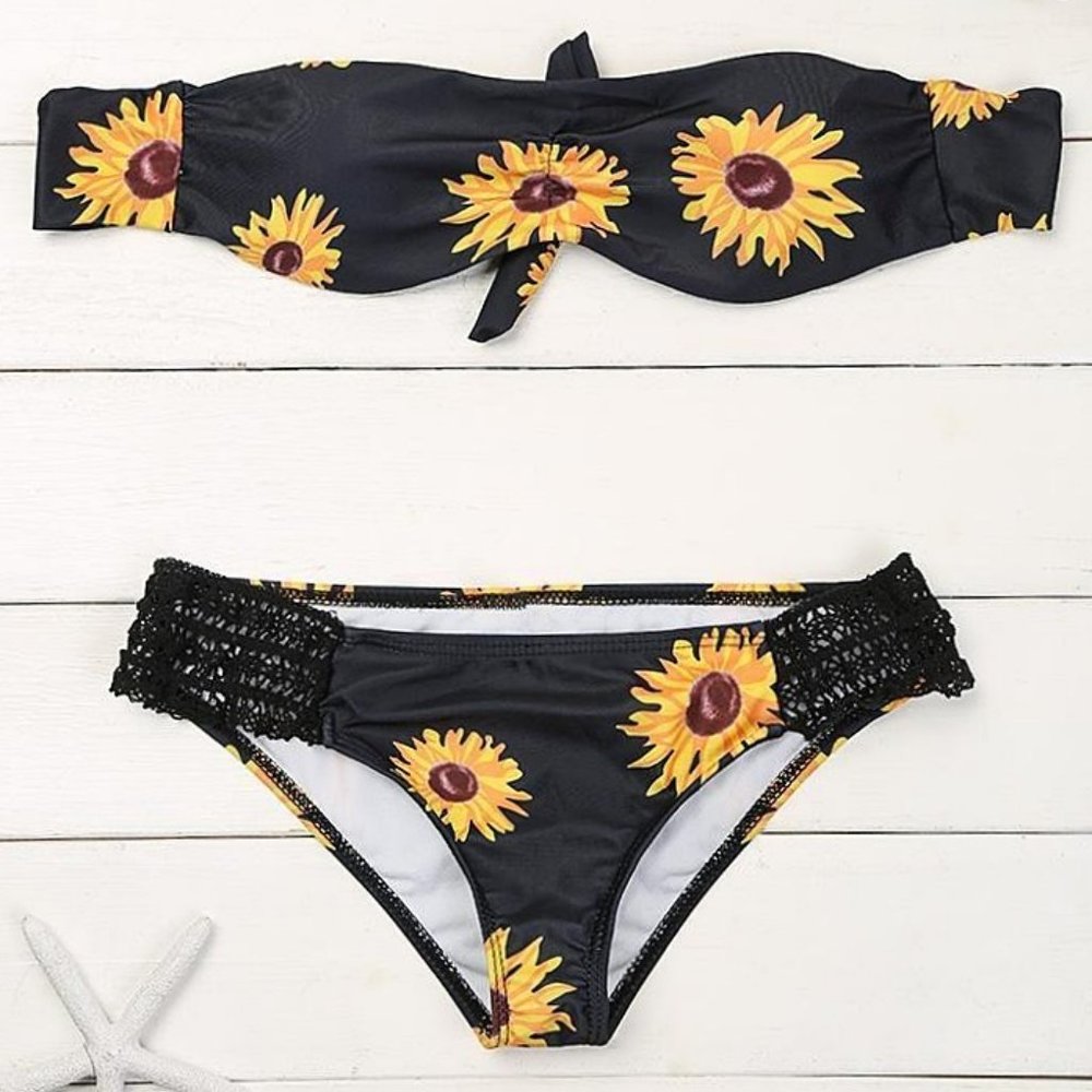 Navy Sunflower Lace Strapless Bandeau Bikini 👙 - Picture 7 of 8